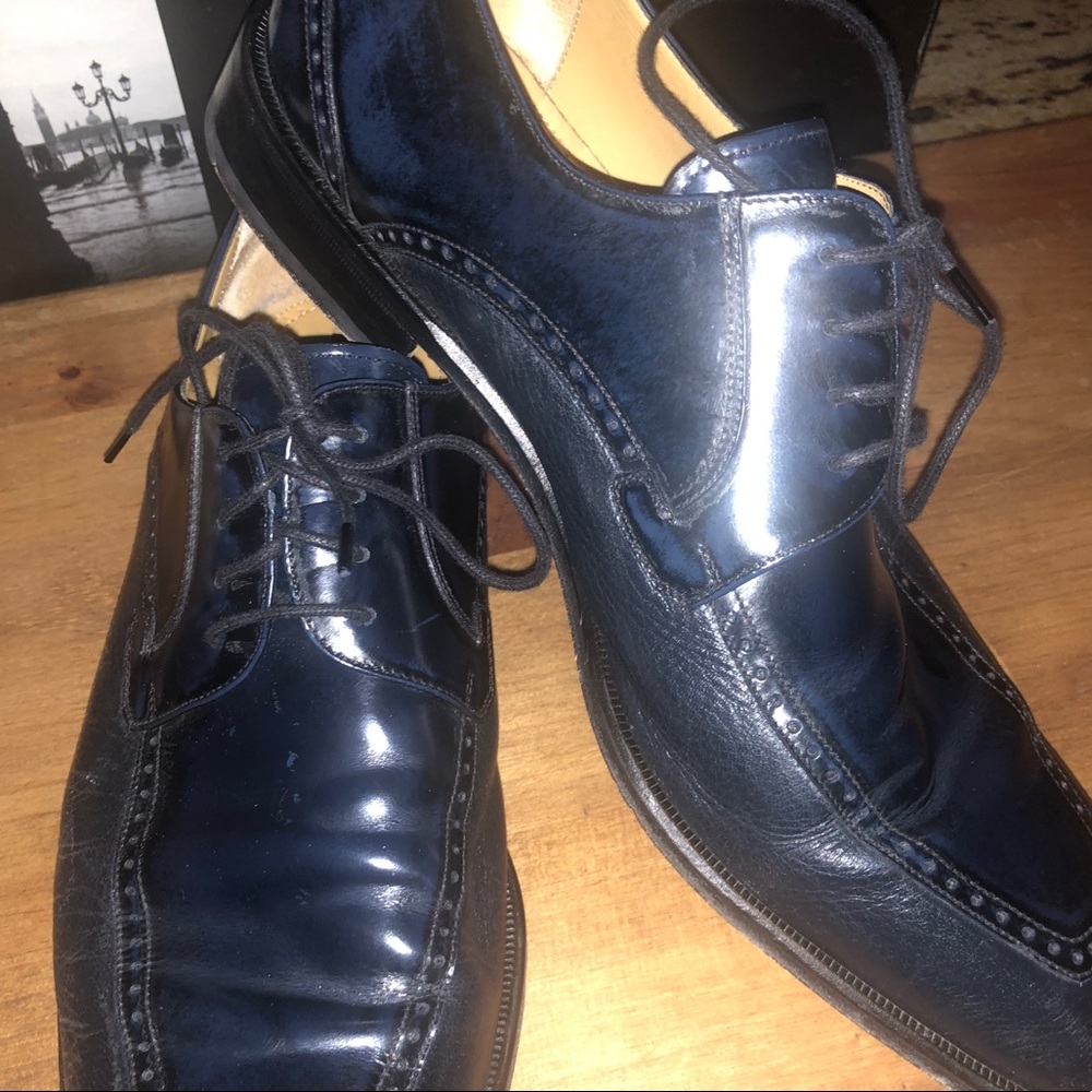 Eastwood Blue men’s Mezlan dress shoes; worn